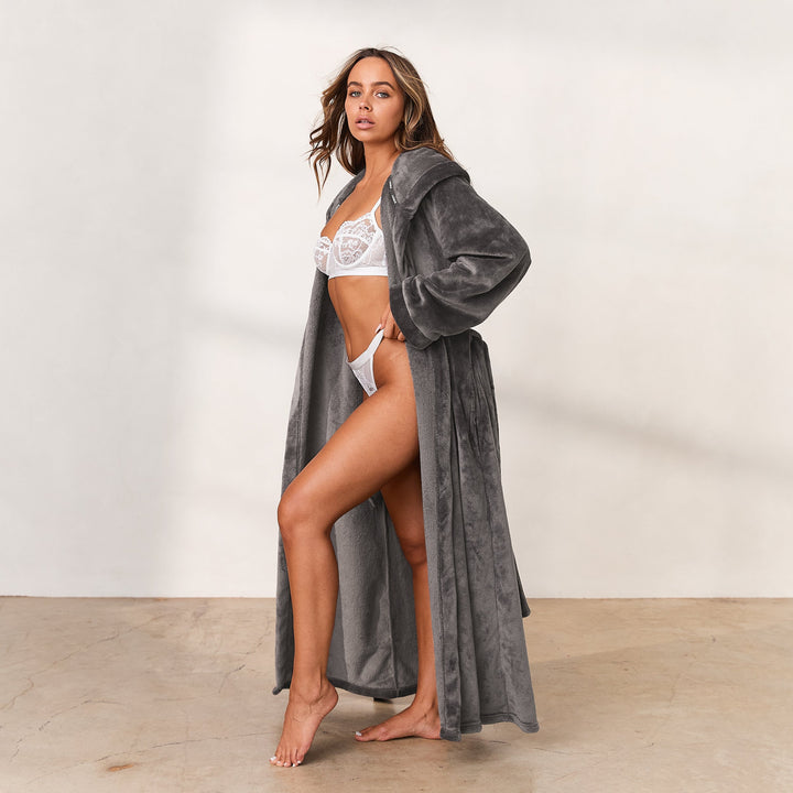 Ezara | The Cloud Embrace Robe