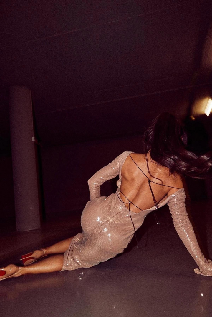 Ezara | Coraline Sequins Midi Dress