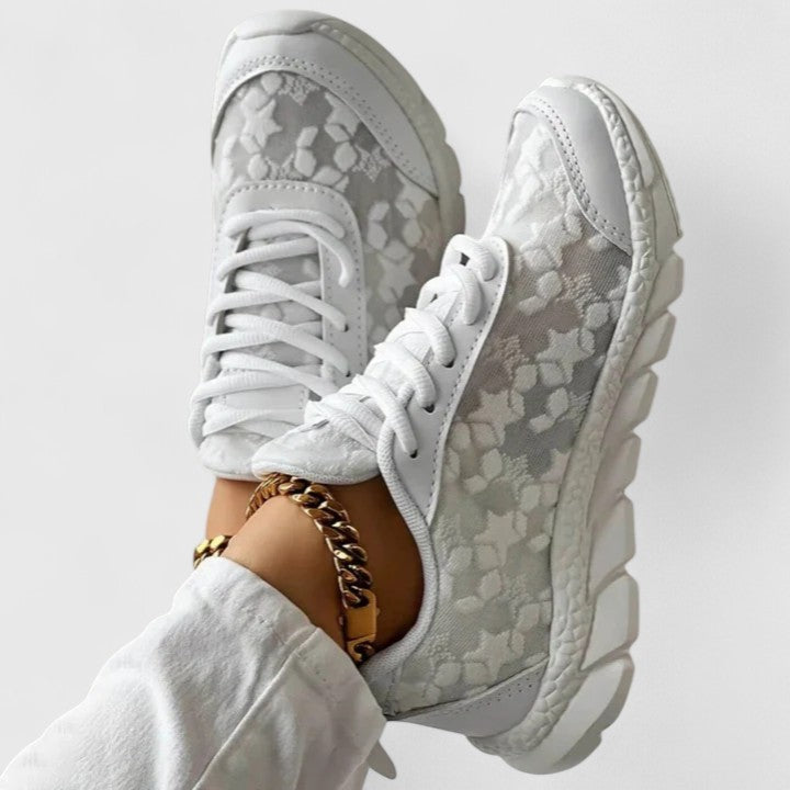 Ezara | Khalyria BalanceWalk™ Orthopedic Sneakers