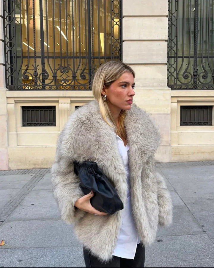 Ezara | The Abrielle Luxe Faux Fur Coat