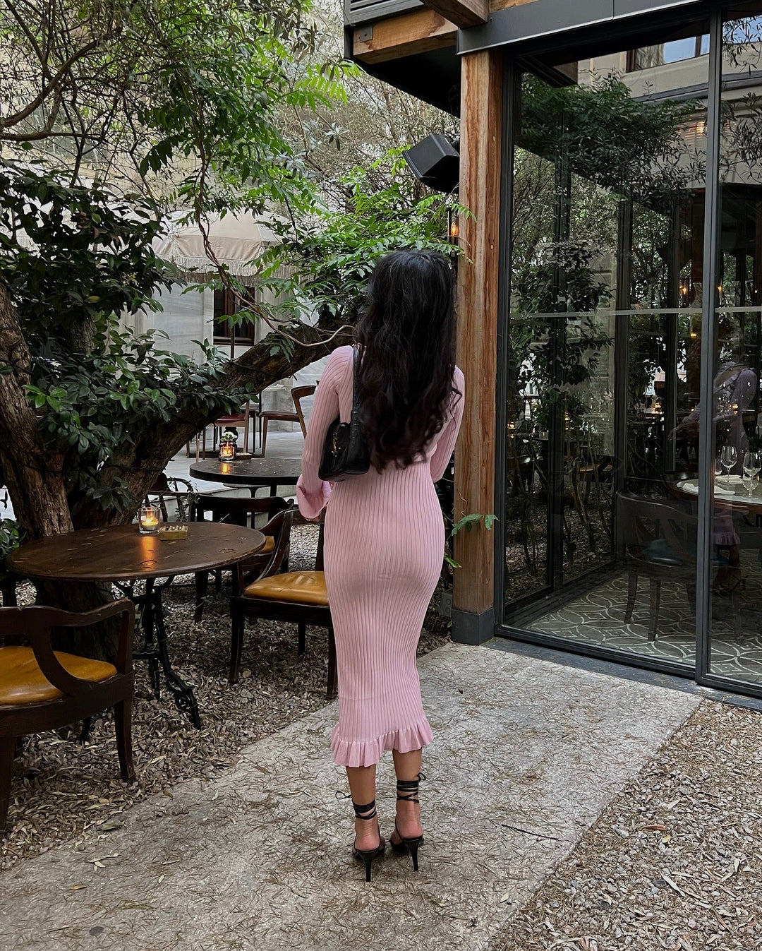 Ezara | Neoma Casual Long Sleeved Midi Dress