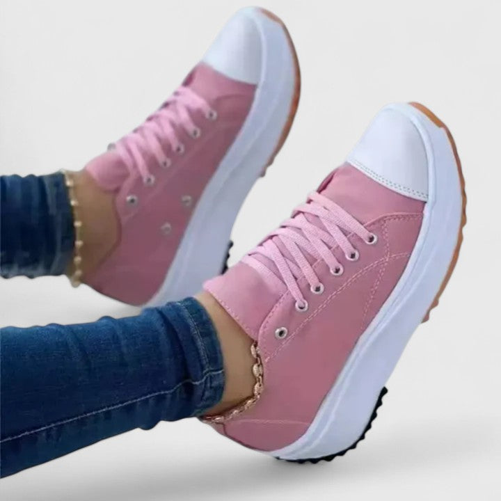Ezara | Kelly ElevéLight™ Comfortable Sneakers