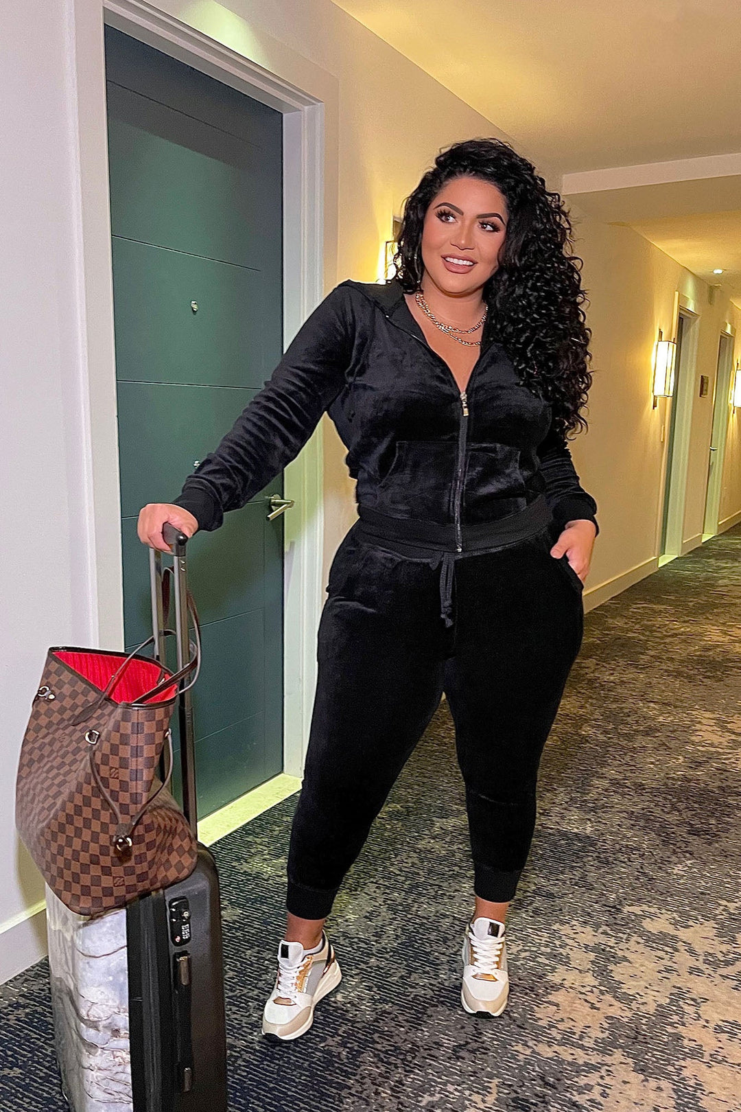 Ezara – Luxe Active Velour Sets