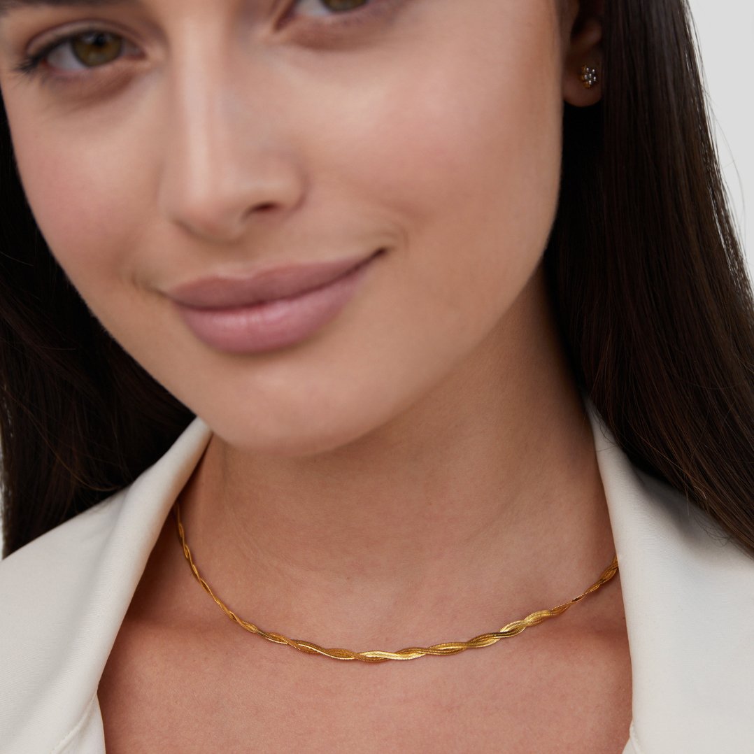 L&A | Chiara Twist Snake Chain Necklace