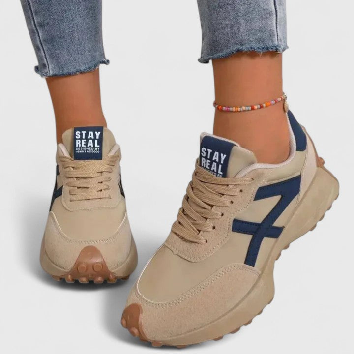 Ezara | Amy FlexiWalk™ Orthopedic Sneakers