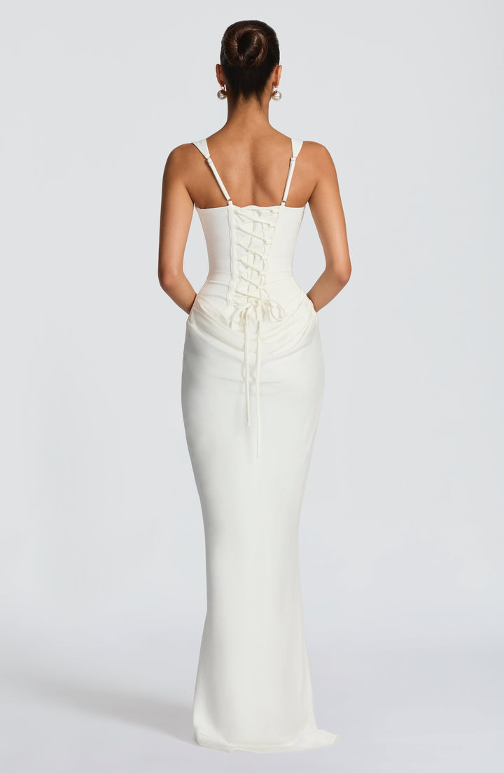 Ezara | Solène Sculpted Maxi Dress