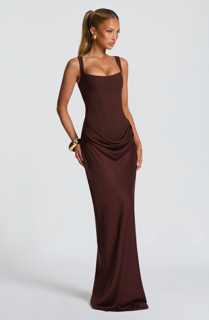 Ezara | Solène Sculpted Maxi Dress