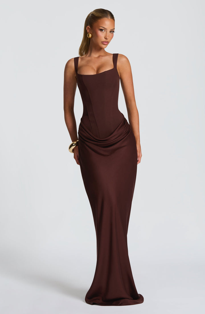 Ezara | Solène Sculpted Maxi Dress