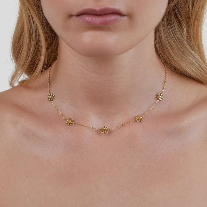 L&A | Marigold Bloom Gold Necklace