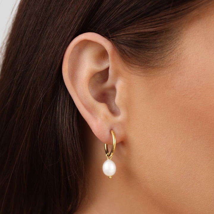 L&A | Bella Freshwater Pearl Hoop Earrings