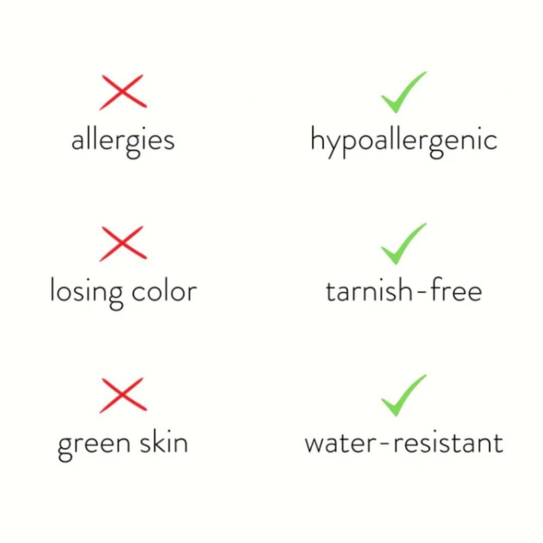 L&A | Emerald Athena Crystal Necklace