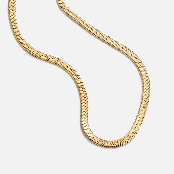L&A | Sarya Snake Chain Gold Necklace